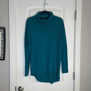 Chelsea 28 Cashmere Blend Teal Turtleneck Sweater Size Small